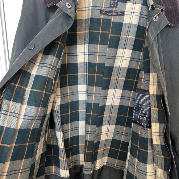 Barbour Beadnell® Waxed Jacket Sage Tartan - Picture 4 of 16